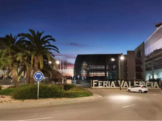 湖南天欣科技股份有限公司|岳陽(yáng)大理石|全拋釉|彩晶磚|超平釉|金剛釉|啞光磚生產(chǎn)銷售